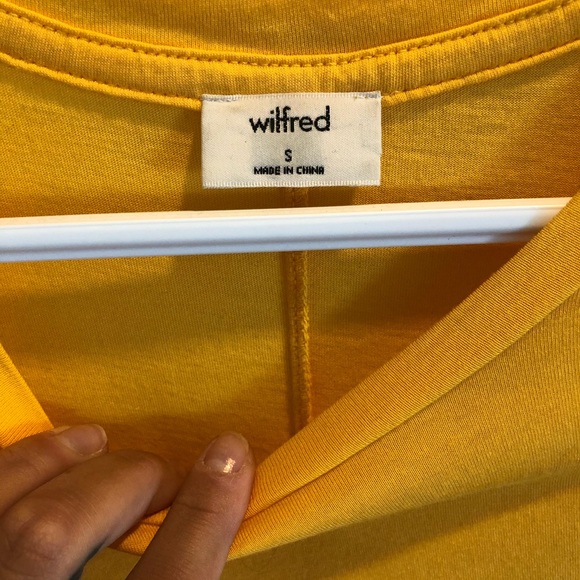 mustard yellow wilfred t-shirt - Picture 2 of 2